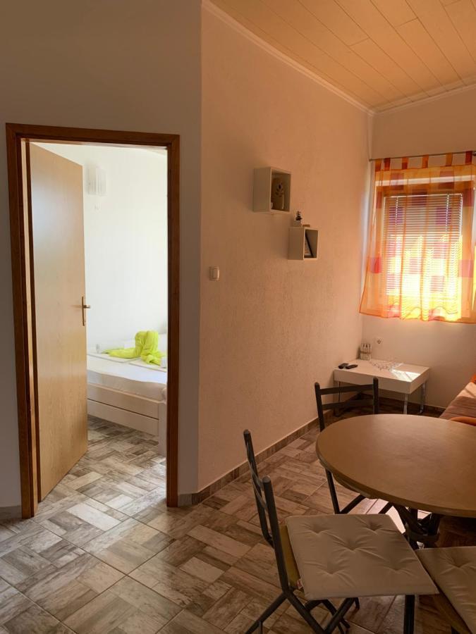 Studio Apartment Simi Trogir Exterior foto